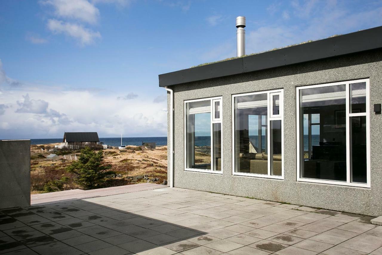 Hvassahraun Cabin By The Sea Vogar  Екстериор снимка