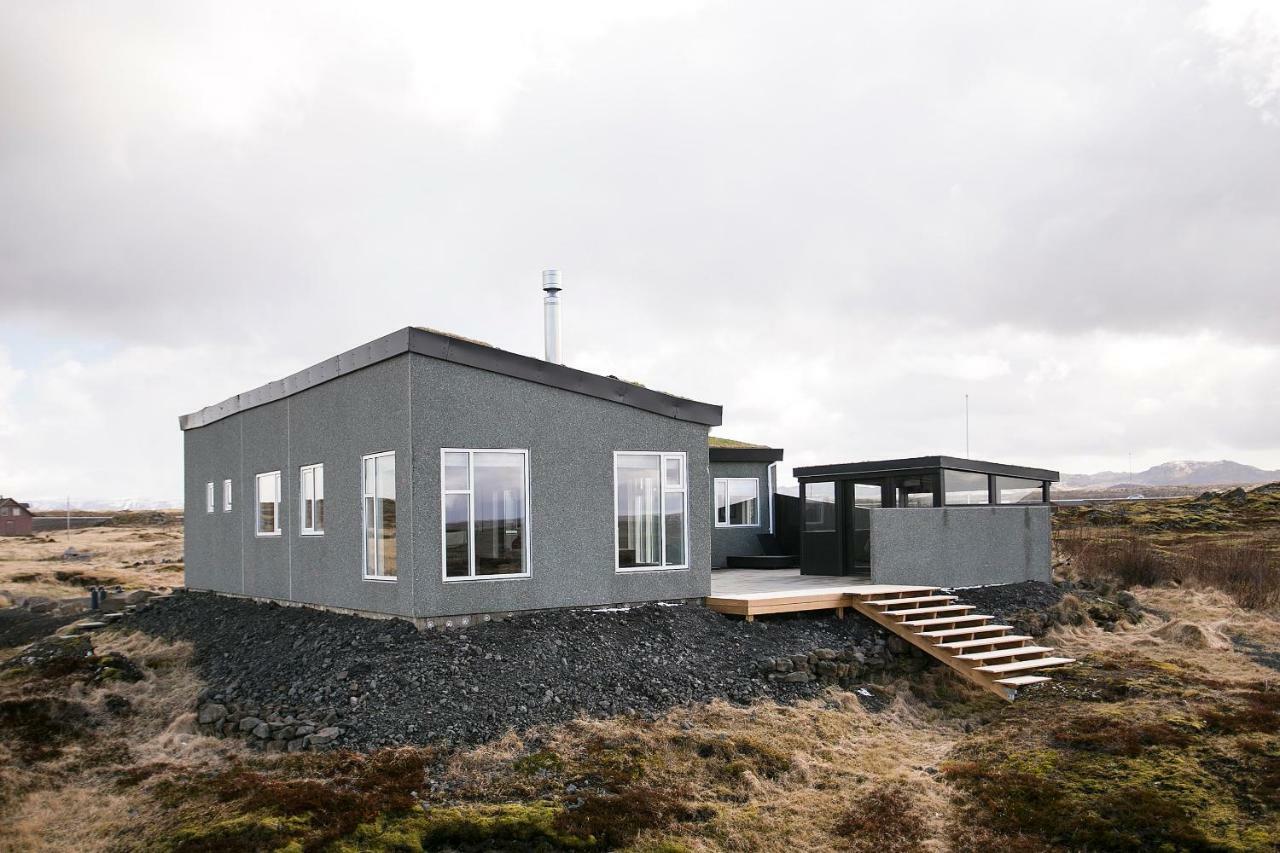 Hvassahraun Cabin By The Sea Vogar  Екстериор снимка