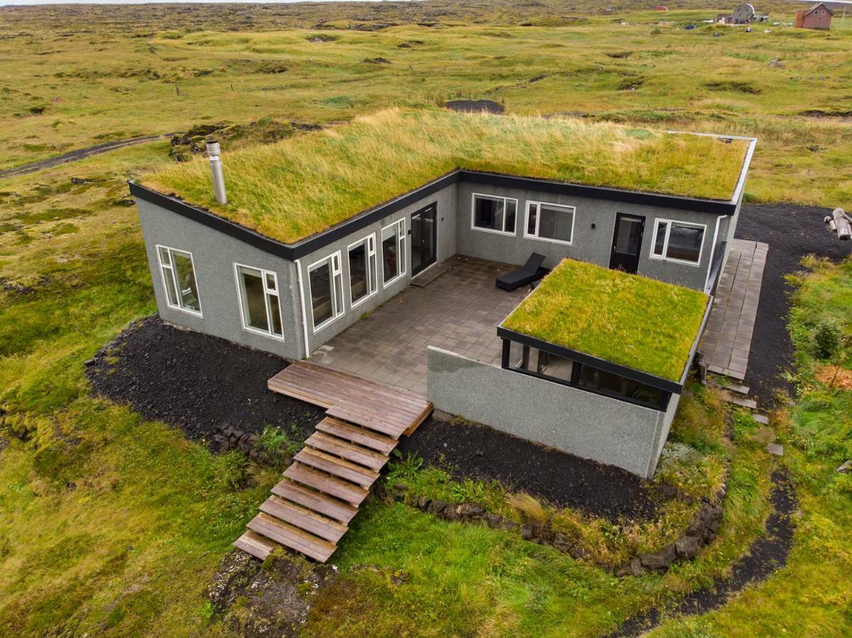 Hvassahraun Cabin By The Sea Vogar  Екстериор снимка